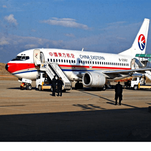 丽江三义机场快运航空快运业稳步发展的原因是什么？
